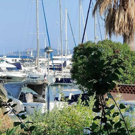 Suites Jm - Le Temps D'Une Escale Hyères Esterno foto